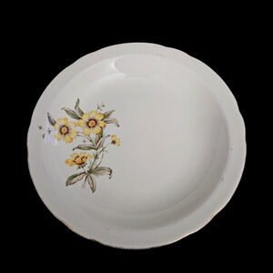 Vintage Eastern China Yellow Carnation 8.5" Salad Bowl 22K Gold Trim